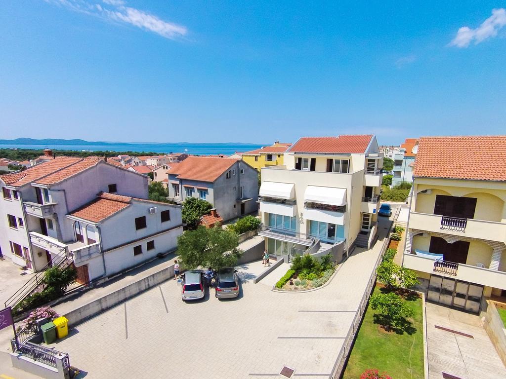 33 Apartman *